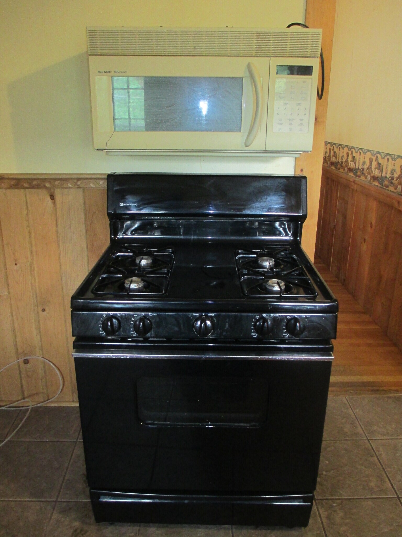 Gas Stove (Included) - 235 Pleasant St