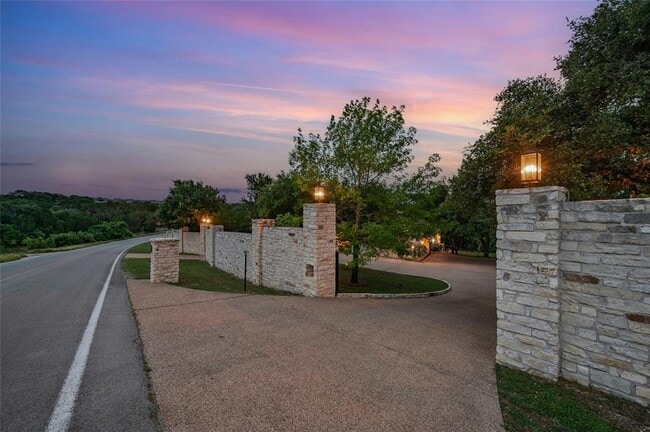 Building Photo - 4710 Eck Ln