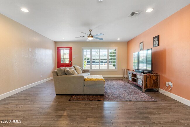 Building Photo - 4014 N 81st St