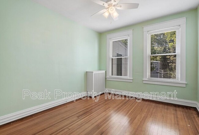 Building Photo - 3307 Grove Ave