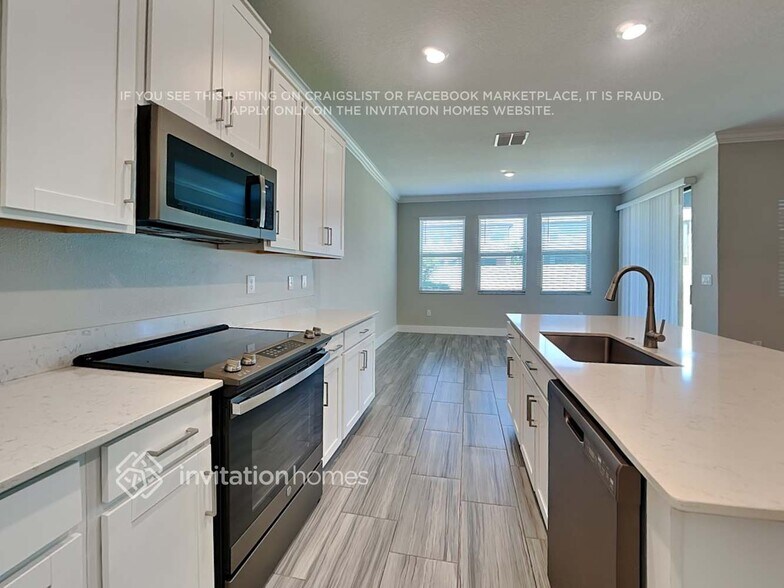 Building Photo - 9775 Wild Begonia Loop