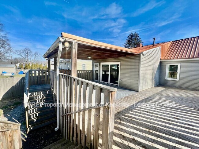 Building Photo - 810 Shelby Ave