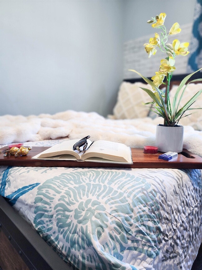 Building Photo - 102 Gulfside Ct