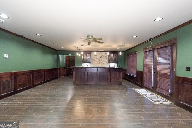 Building Photo - 5166 Wheeler Dr