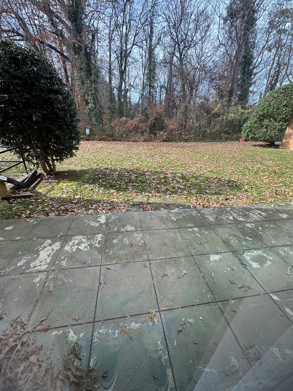 Building Photo - 5616 Crenshaw Rd