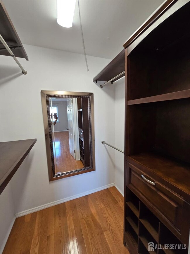 Building Photo - 144 Beverly Hl Ter