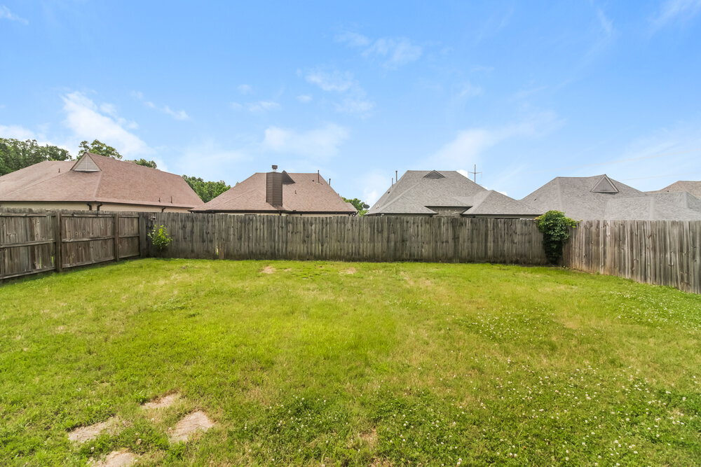Building Photo - 450 Green Willow Cove