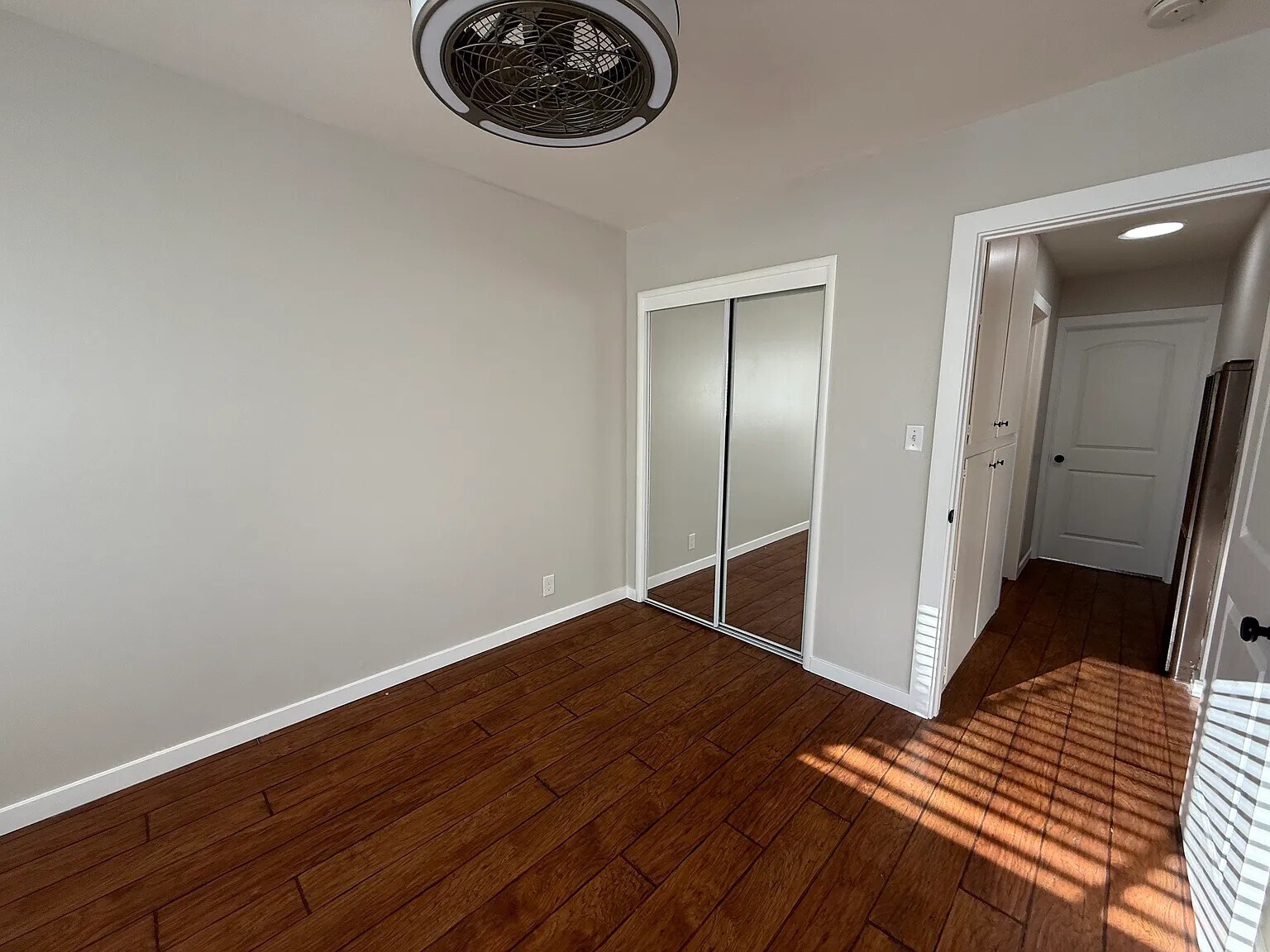 Building Photo - 2430 Fern St