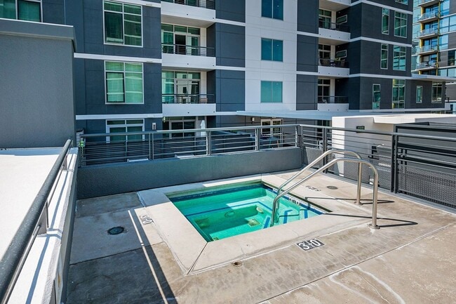 Building Photo - One Bedroom in Heart of Little Italy!