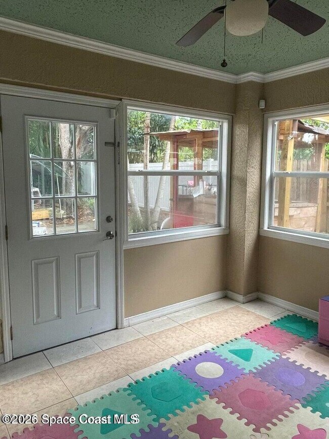 Building Photo - 3922 St Armens Cir