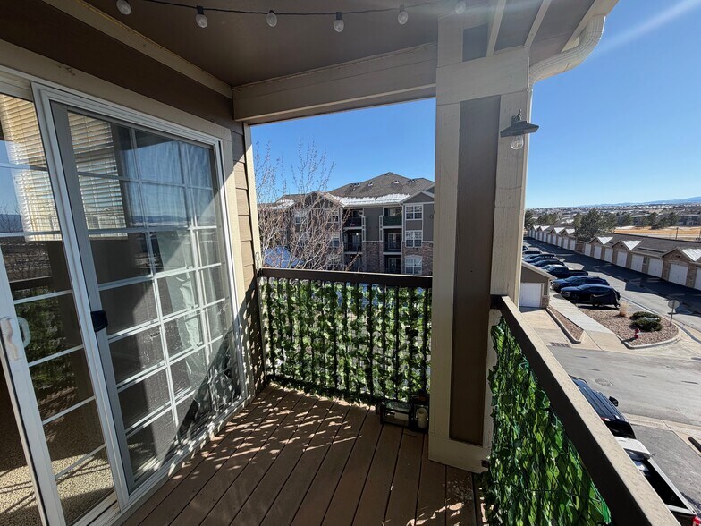 Building Photo - 1495 Blue Sky Way