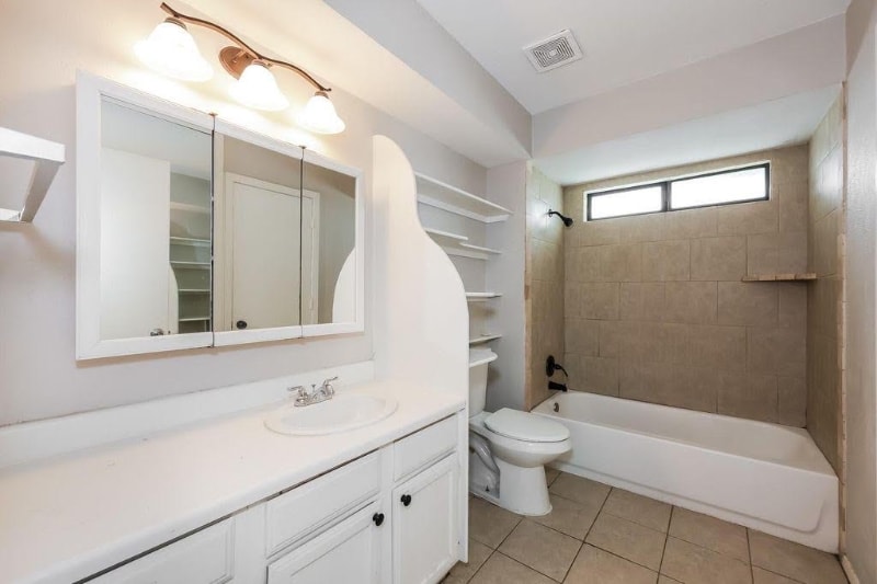 Building Photo - 453 Ripplewood Dr