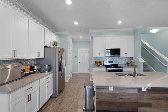 Building Photo - 15691 Willow Arbor Cir