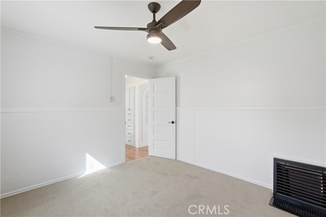 Building Photo - 815 S Juanita Ave