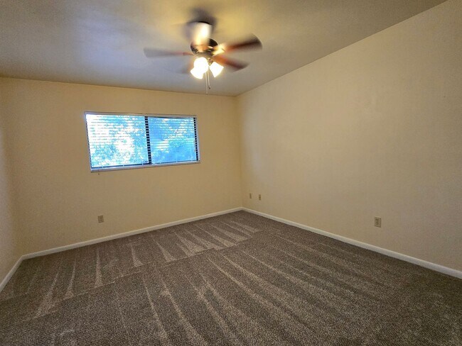 Building Photo - 5315 SW 81st Terrace