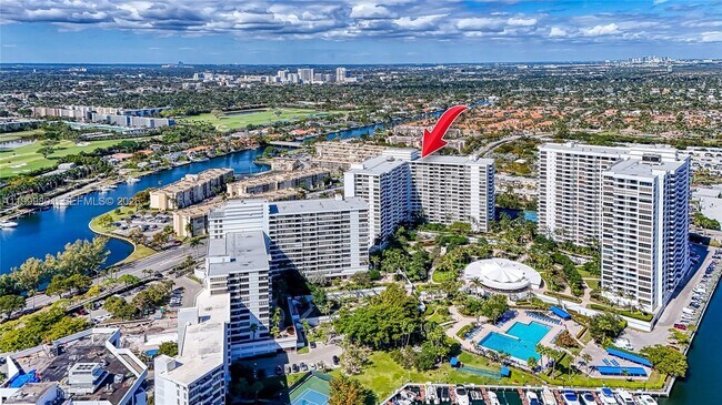 Building Photo - 600 Three Islands Boulevard