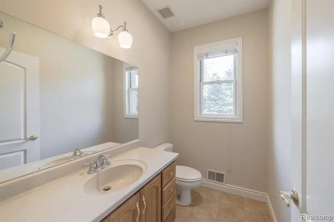 Building Photo - 1591 Eagle Trail