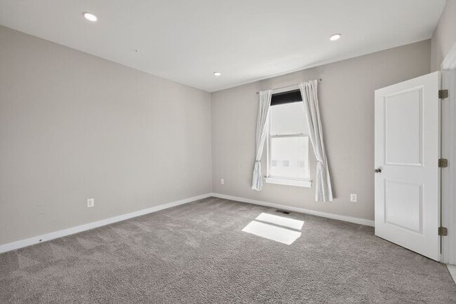 Building Photo - 5510 Woodyard Rd