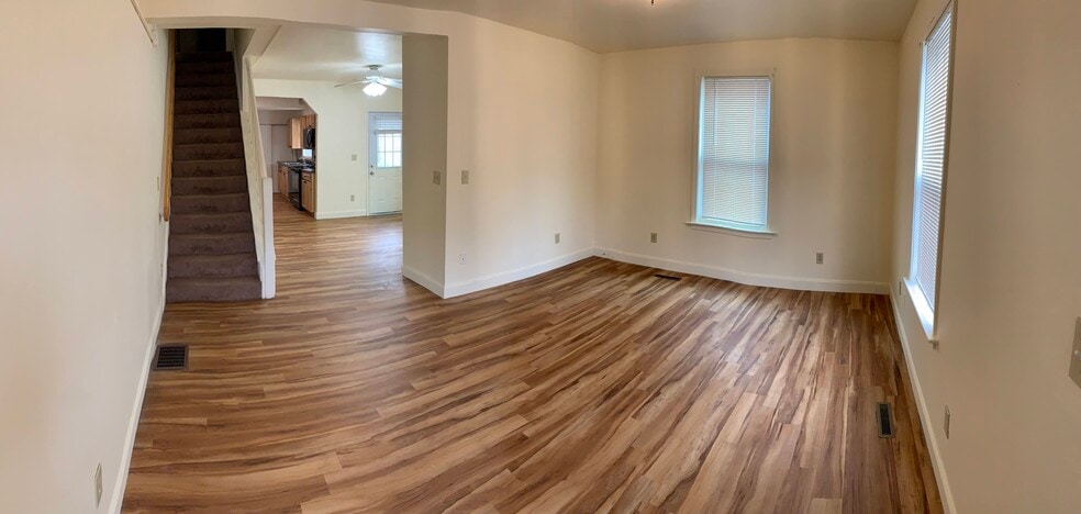 Building Photo - 6 Spring St