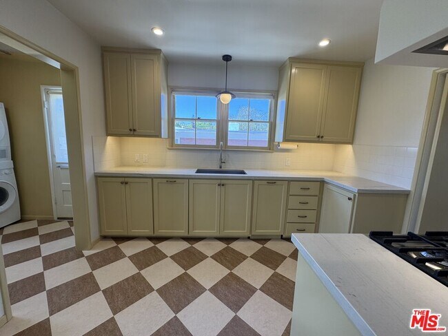 Building Photo - 11188 Ophir Dr