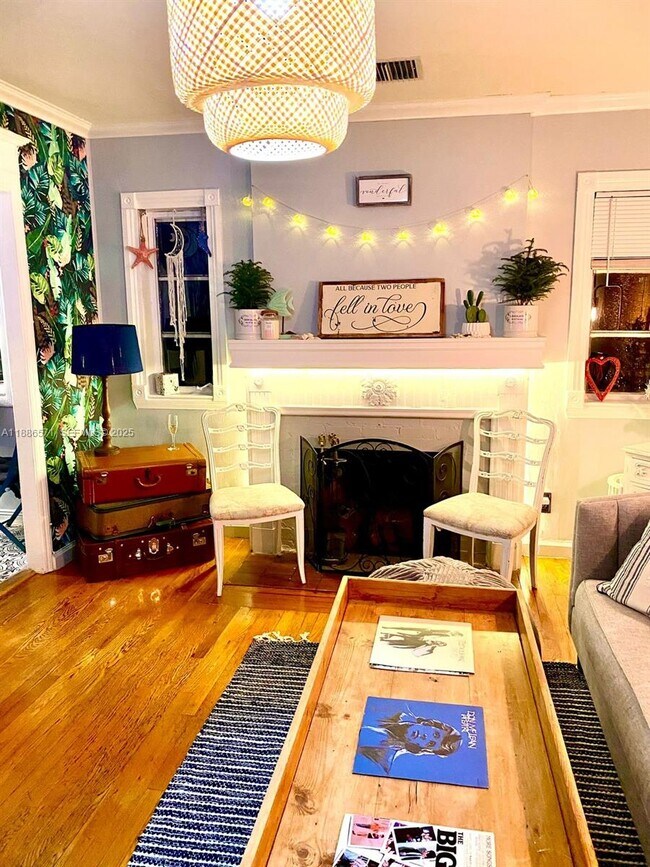 Building Photo - 1701 Fletcher St