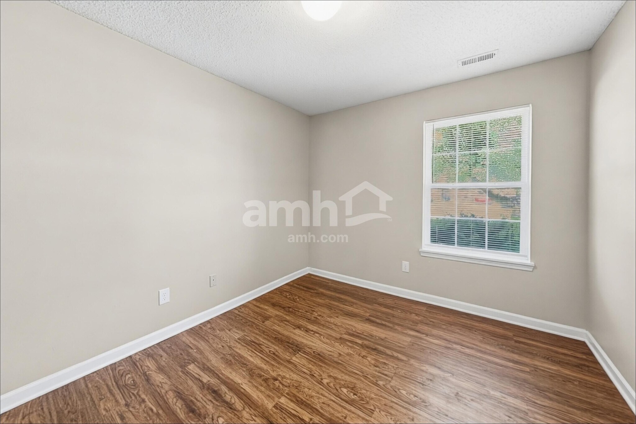 Building Photo - 7315 Cordova Dr