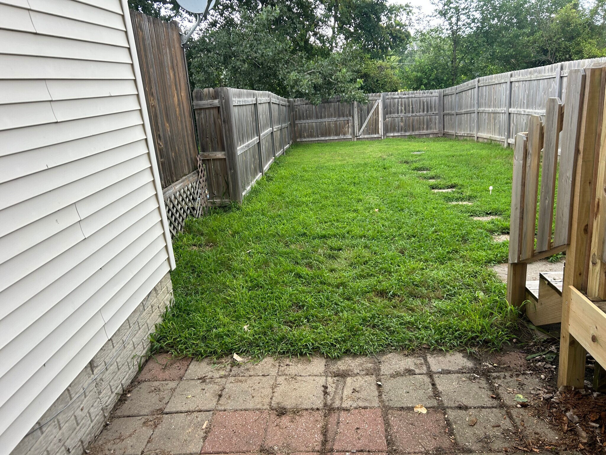 Building Photo - 309 N Cherokee Dr