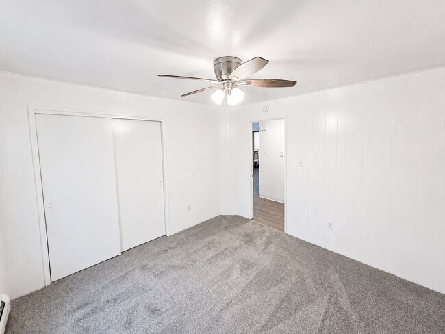 Building Photo - 1330 Zephyr St