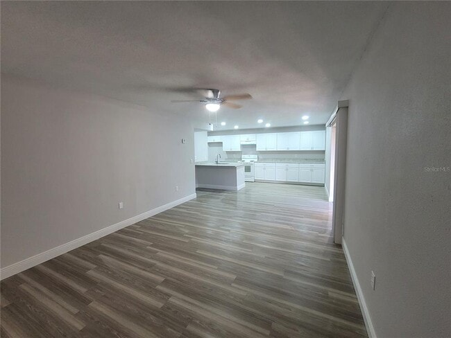 Building Photo - 1160 Calle Del Norte