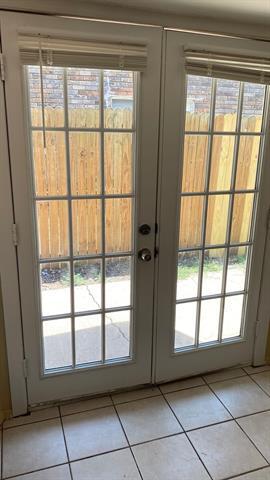 Building Photo - 524 Towne House Ln