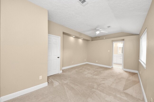 Building Photo - 3834 Carya Cir