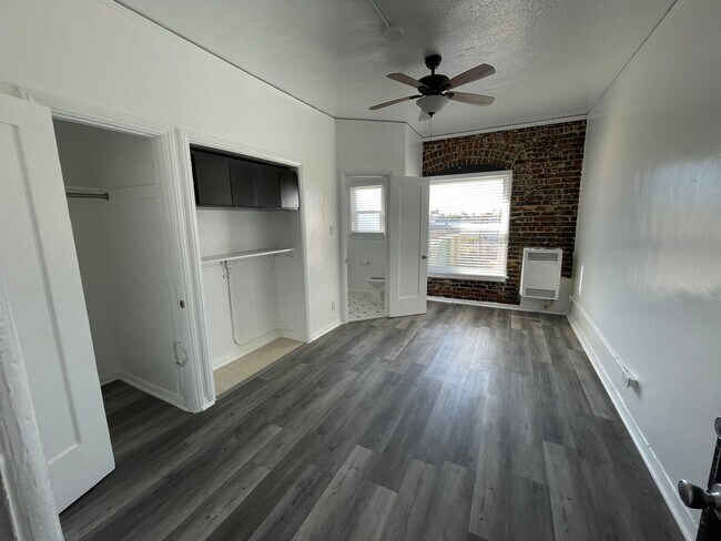 Interior Photo - Toberman Apts.