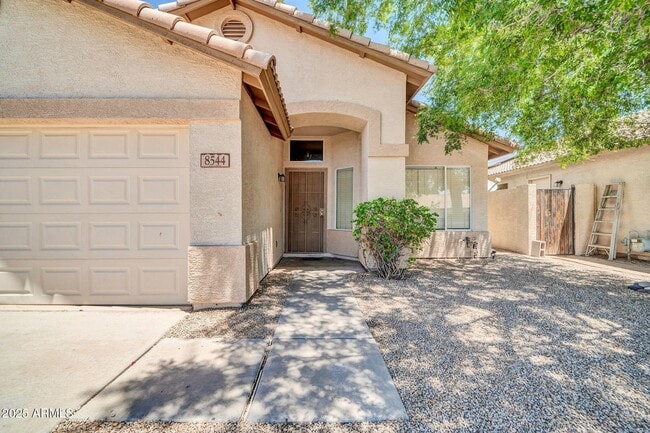 Building Photo - 8544 W Cherry Hills Dr