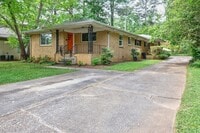 Building Photo - 119 Driftwood Pl