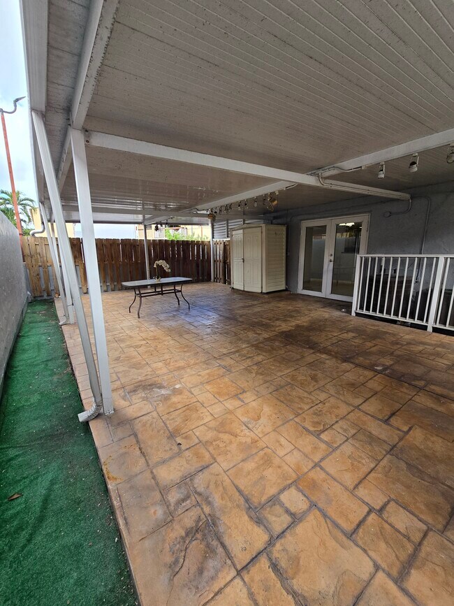 Building Photo - 2270 W 54th Pl