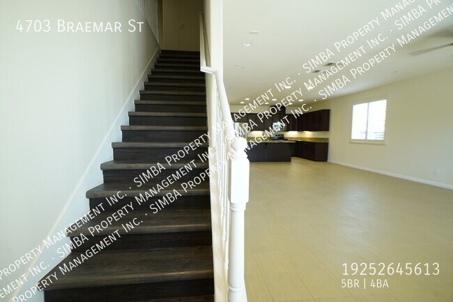 Building Photo - 4703 Braemar St