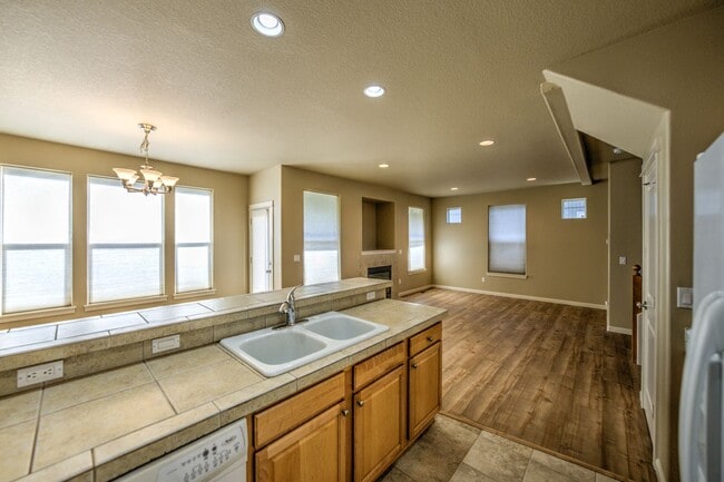 Building Photo - 63036 NE Amherst Pl