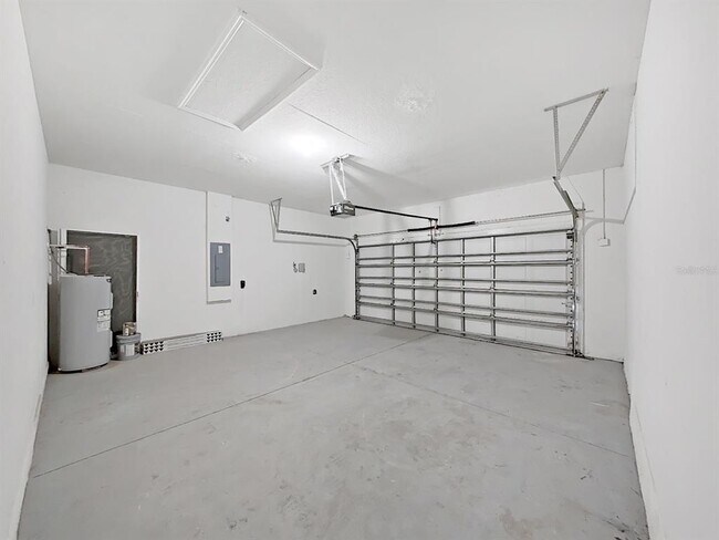 Building Photo - 11908 Fern Blossom Dr