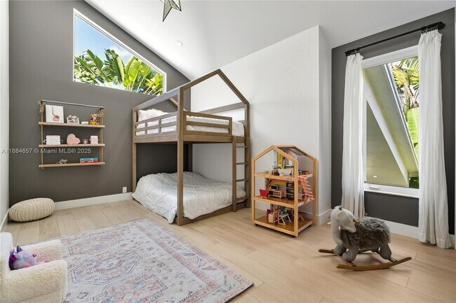 Building Photo - 3782 El Prado Blvd