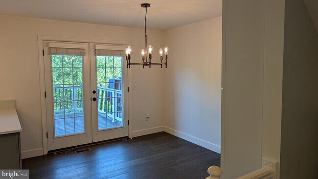 Building Photo - 20970 Rootstown Terrace