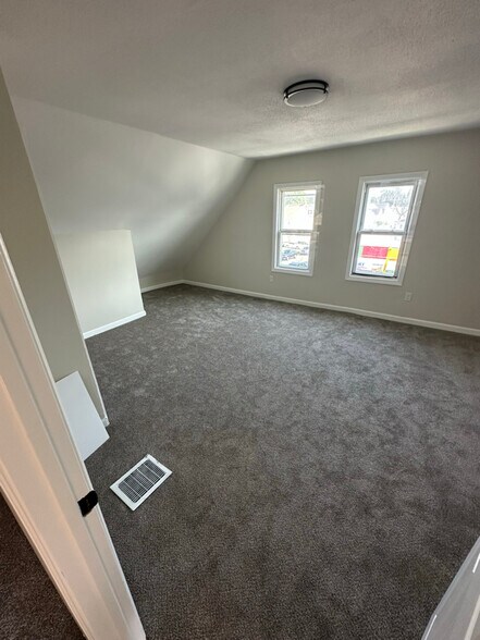 Building Photo - 342 Wilbraham Rd