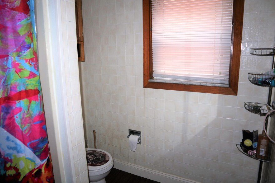 Building Photo - 195 Beazell St