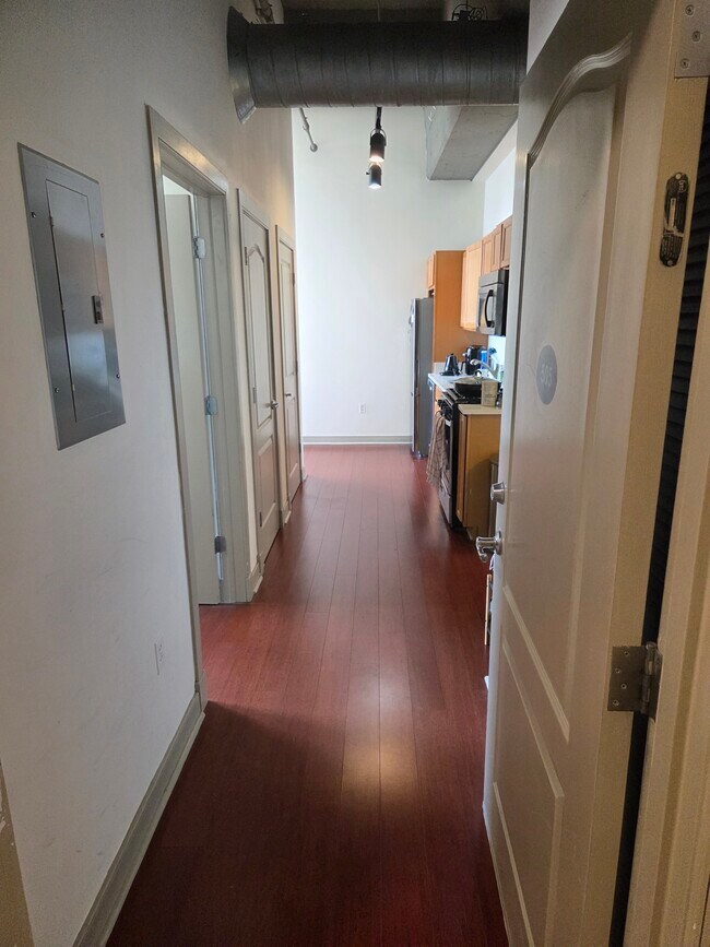 Building Photo - 511 N Broad St