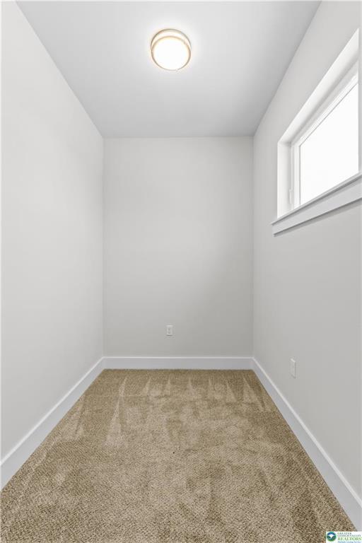 Building Photo - 1674 Best Pl