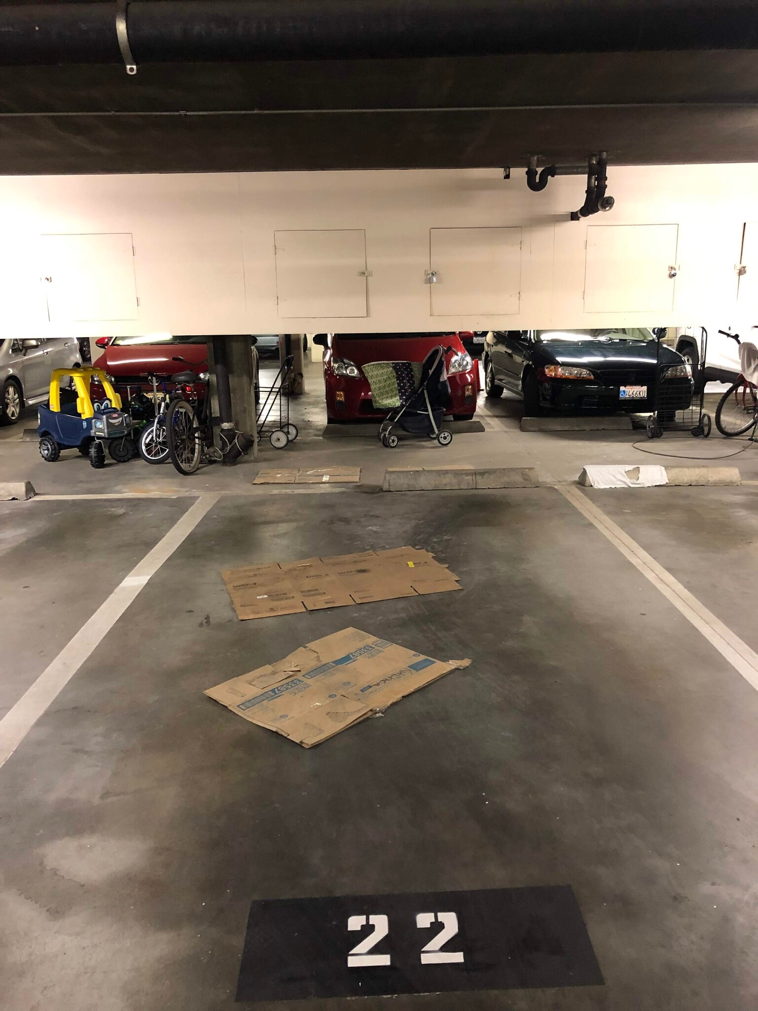 Covered Parking - 4045 E 3rd St