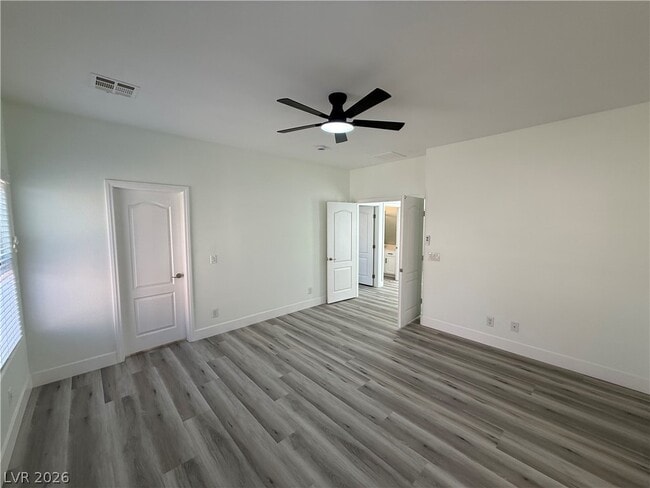 Building Photo - 5568 Jelsma Ave