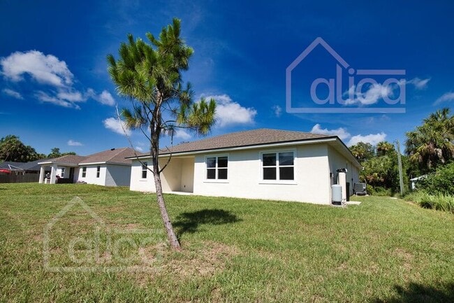 Building Photo - 1610 Rada Ln