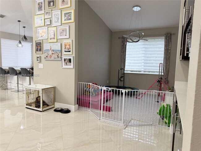 Building Photo - 8737 NW 168th Ln