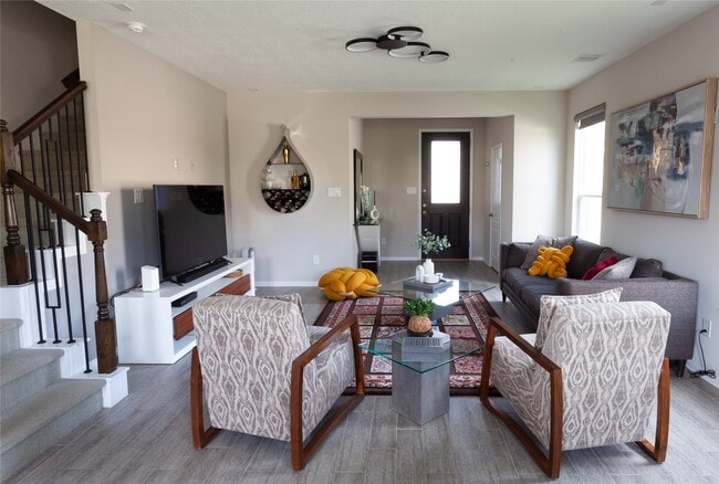 Building Photo - 15811 Copper Oak Ln