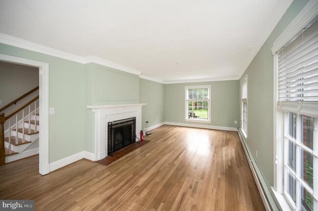 Building Photo - 1321 Royston St